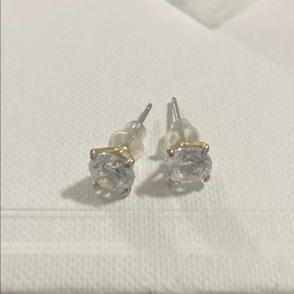 Jewelry - Vintage Elegant Gold & Silver Tone Stud Earrings